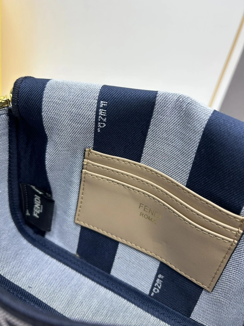 F**di baguette bags 4224-1083
