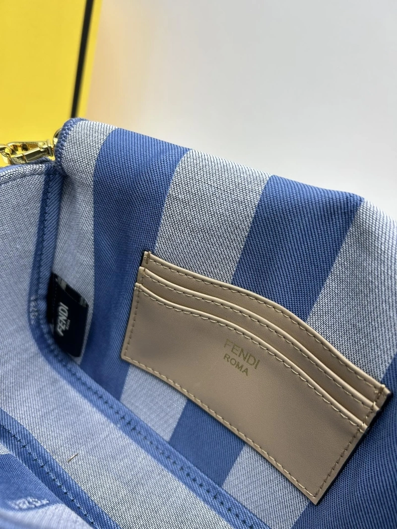F**di baguette bags 4224-1085