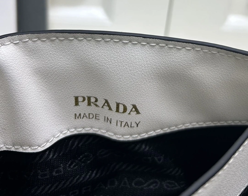 Pra*a shopping bags 4224-1098