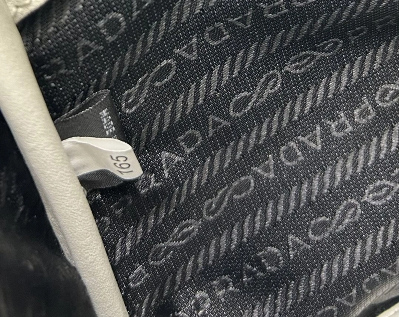 Pra*a shopping bags 4224-1098