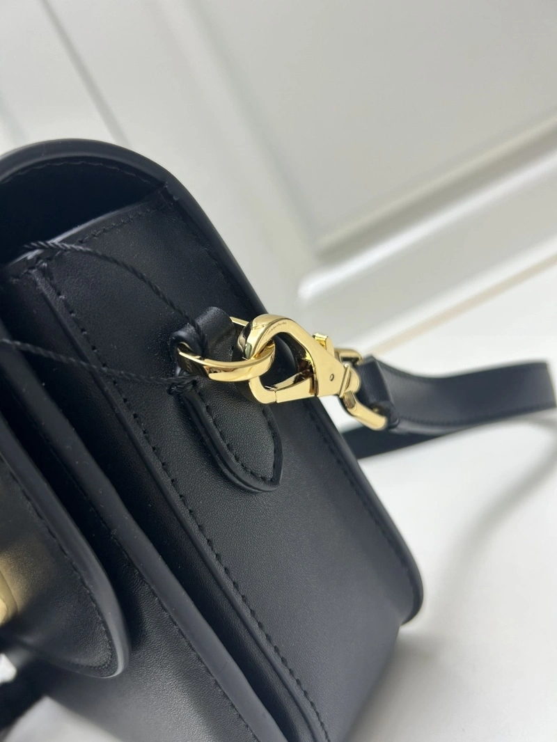 Bv*b*rry satchel bags 4224-1102