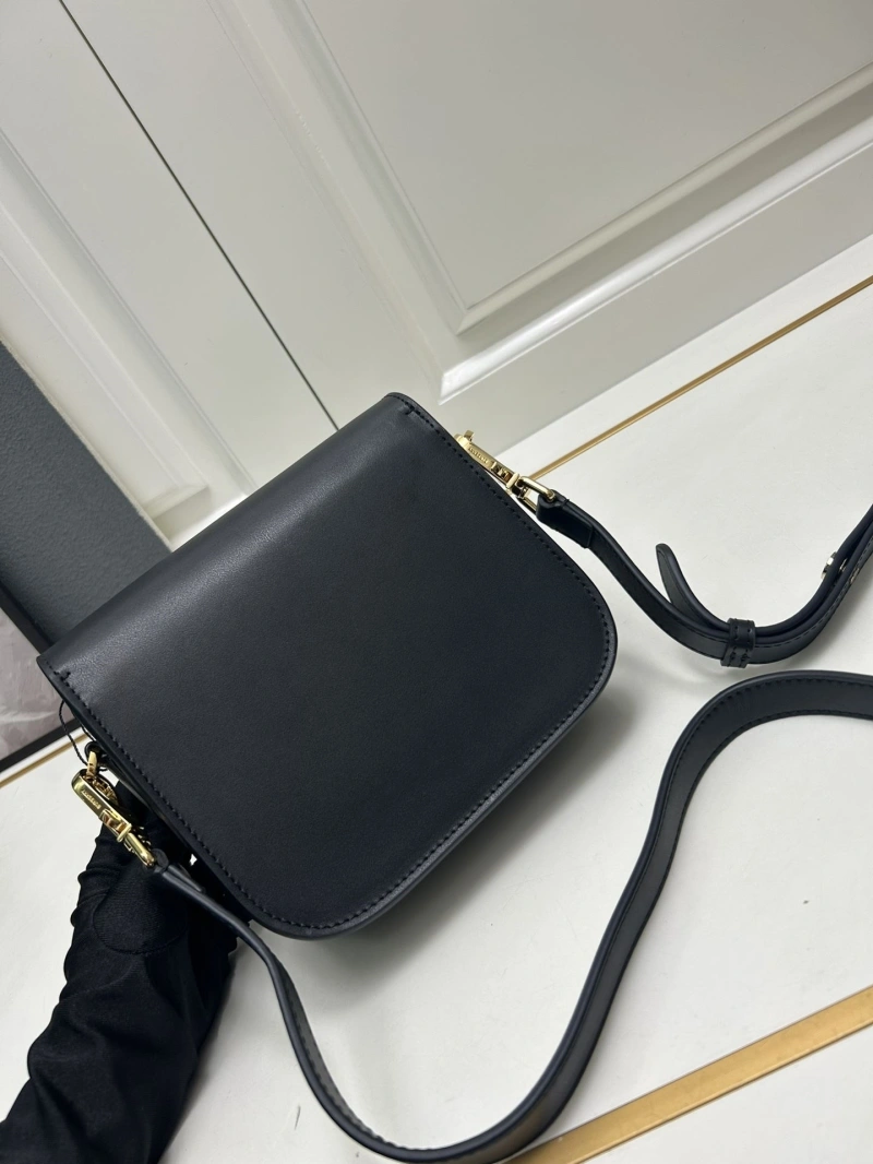 Bv*b*rry satchel bags 4224-1102