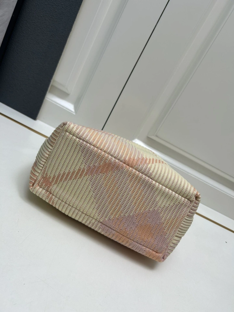 Bv*b*rry top handle bags 4224-1104