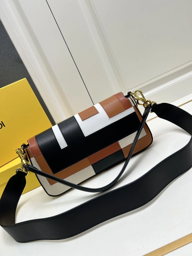 F**di baguette bags 4224-1291
