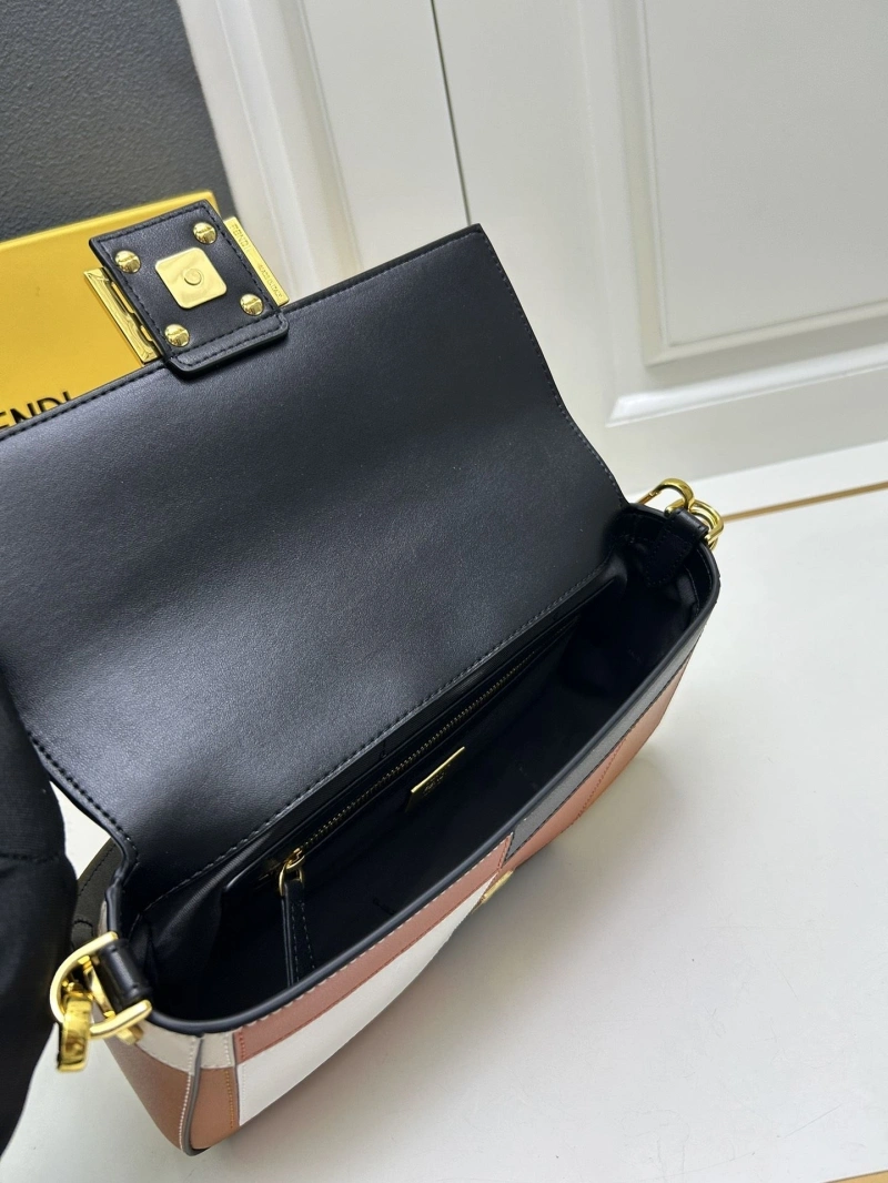 F**di baguette bags 4224-1291