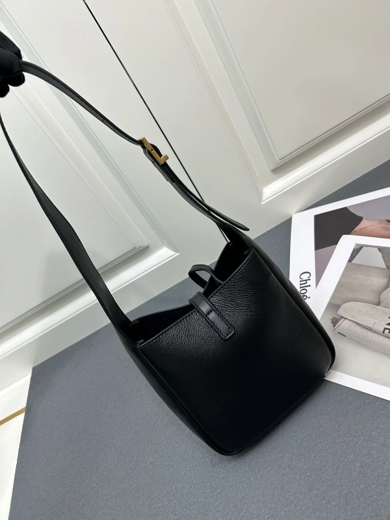 Y51 top handle bags 4224-1523