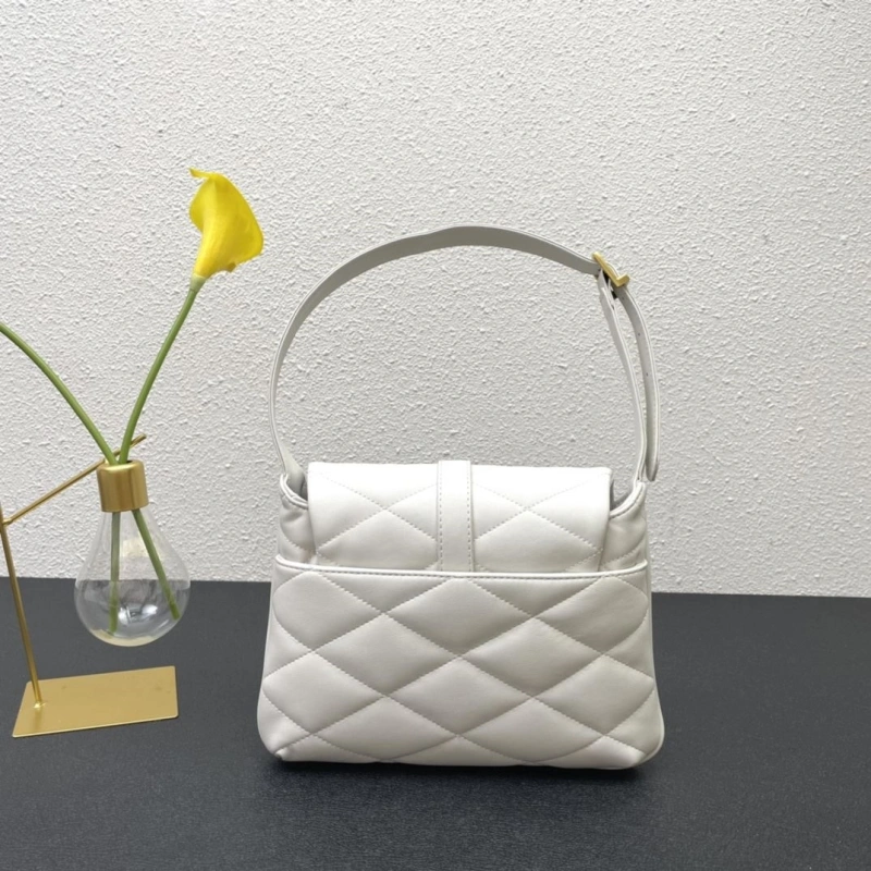 Y51 top handle bags 4224-1539
