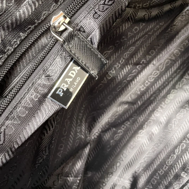 Pra*a travel bags 4224-1582
