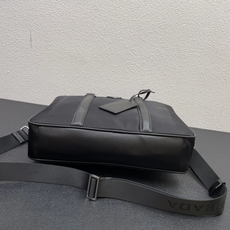 mens Pra*a briefcases 4224-1587