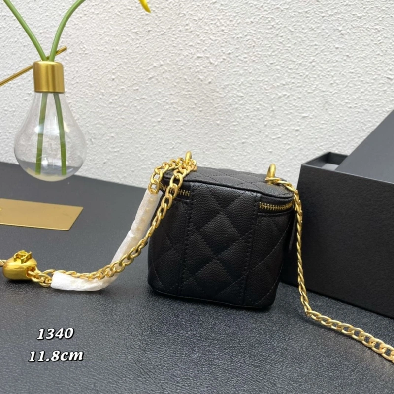 Ch**el cosmetic bags 4224-1615