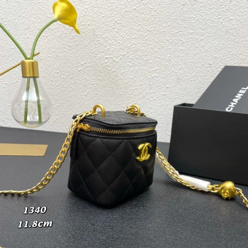 Ch**el cosmetic bags 4224-1615