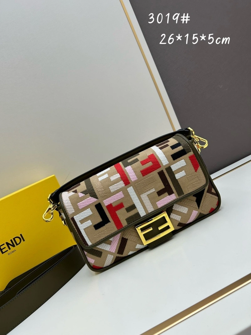 F**di baguette bags 4224-1720