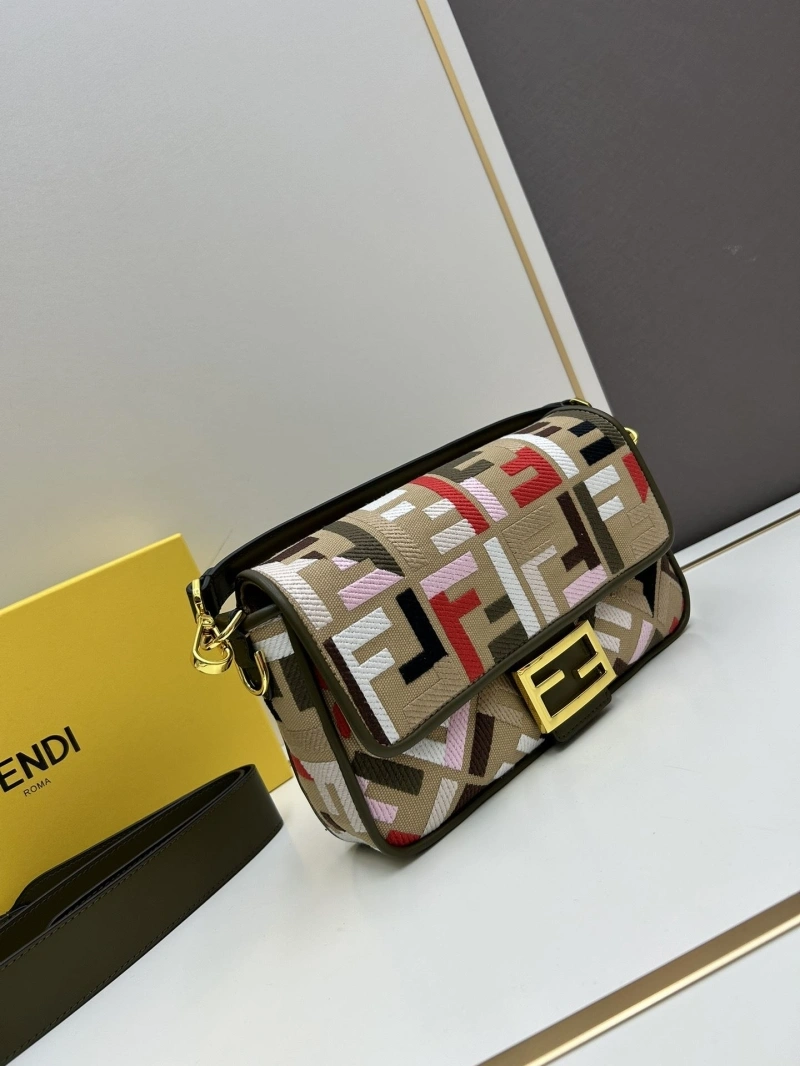 F**di baguette bags 4224-1720