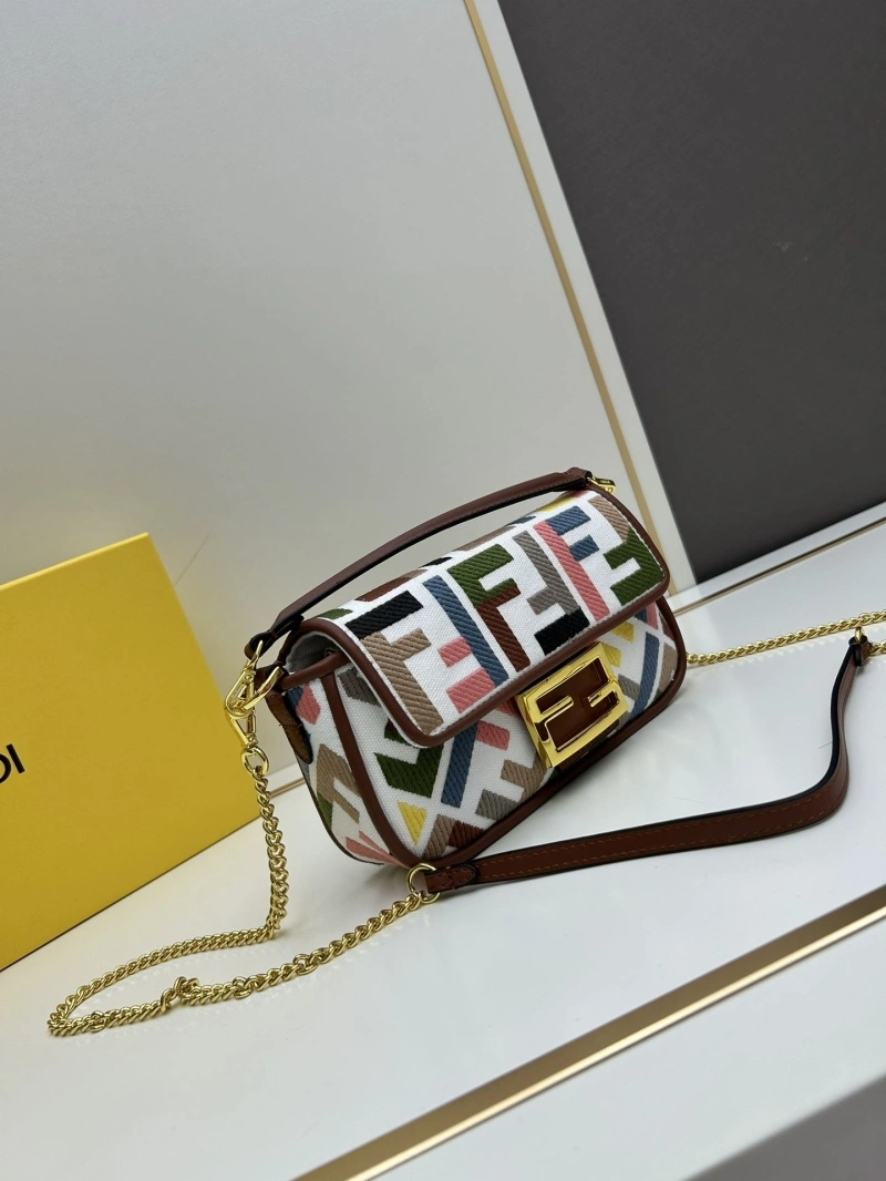 F**di baguette bags 4224-1723