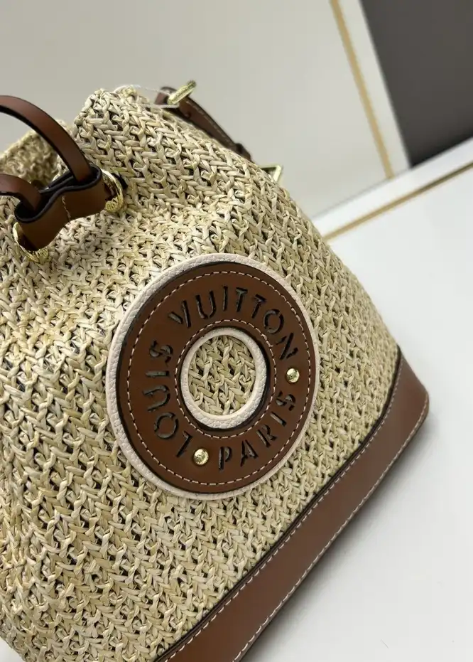 LV Bucket Bags 4224-1803