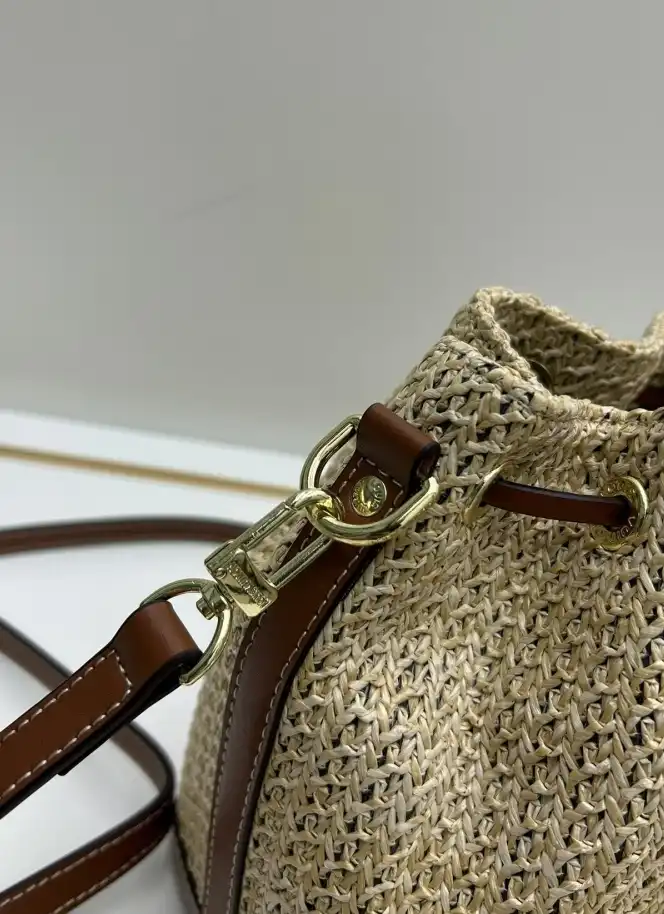 LV Bucket Bags 4224-1803