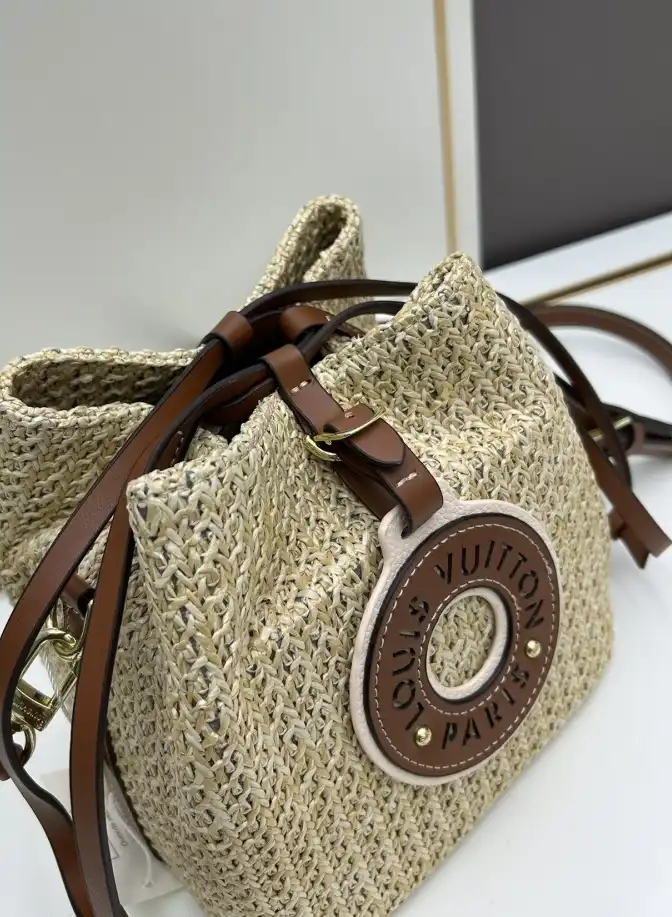 LV Bucket Bags 4224-1805