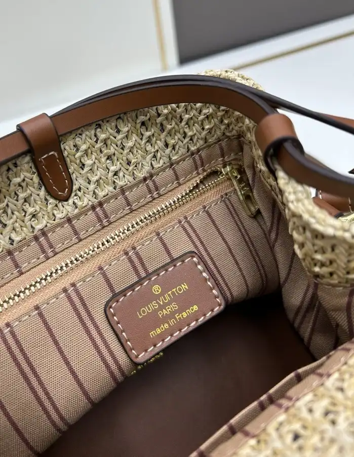 LV Bucket Bags 4224-1805
