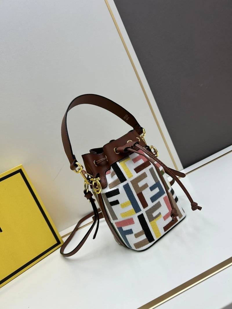F**di bucket bags 4224-1943