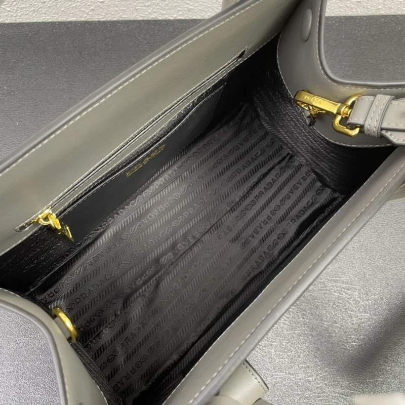 Pra*a top handle bags 4224-2008