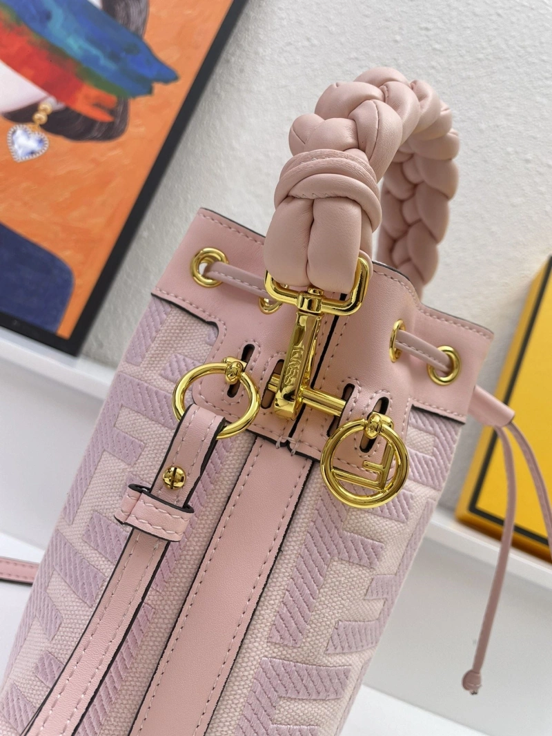 F**di bucket bags 4224-2029