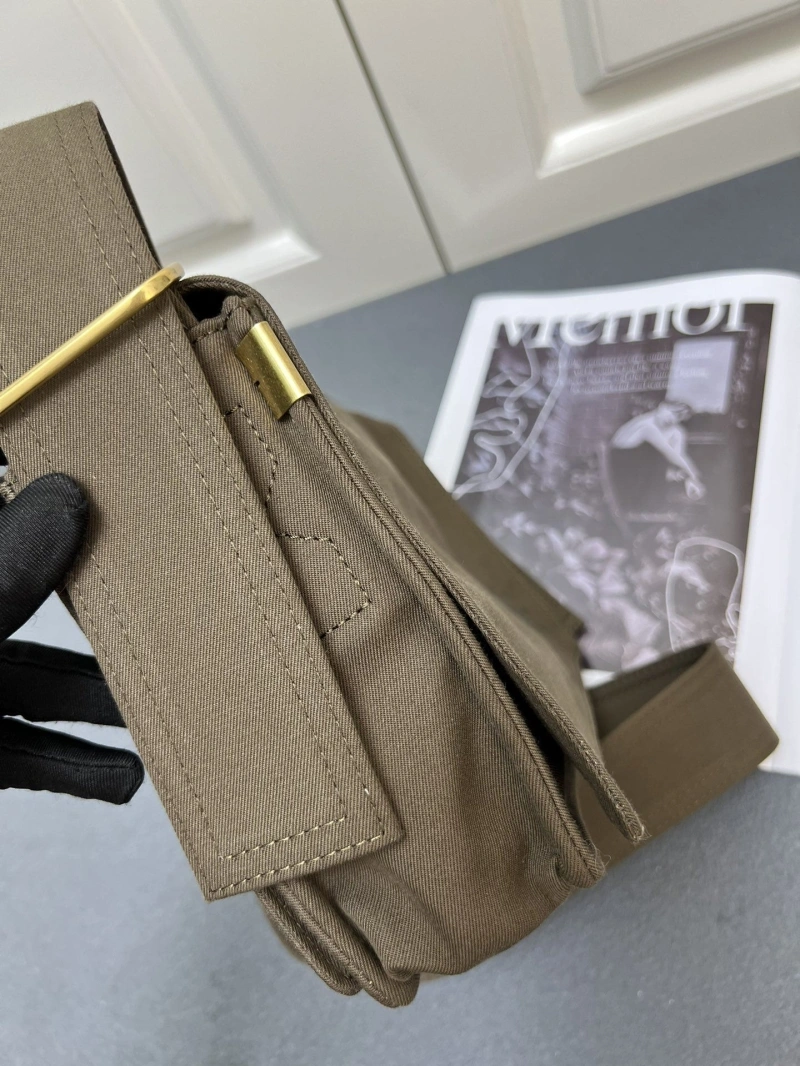 Bv*b*rry satchel bags 4224-2077