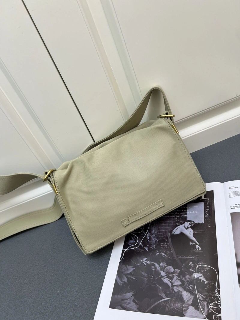 Bv*b*rry satchel bags 4224-2078