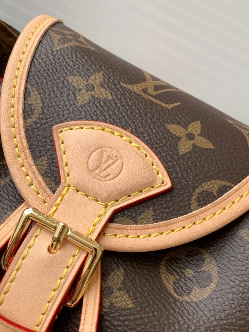 LV Backpacks 4233A-0389