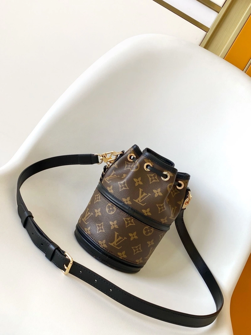 LV Bucket Bags 4233A-0824