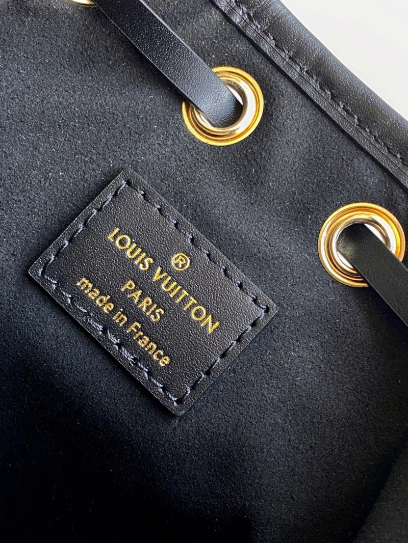 LV Bucket Bags 4233A-0824