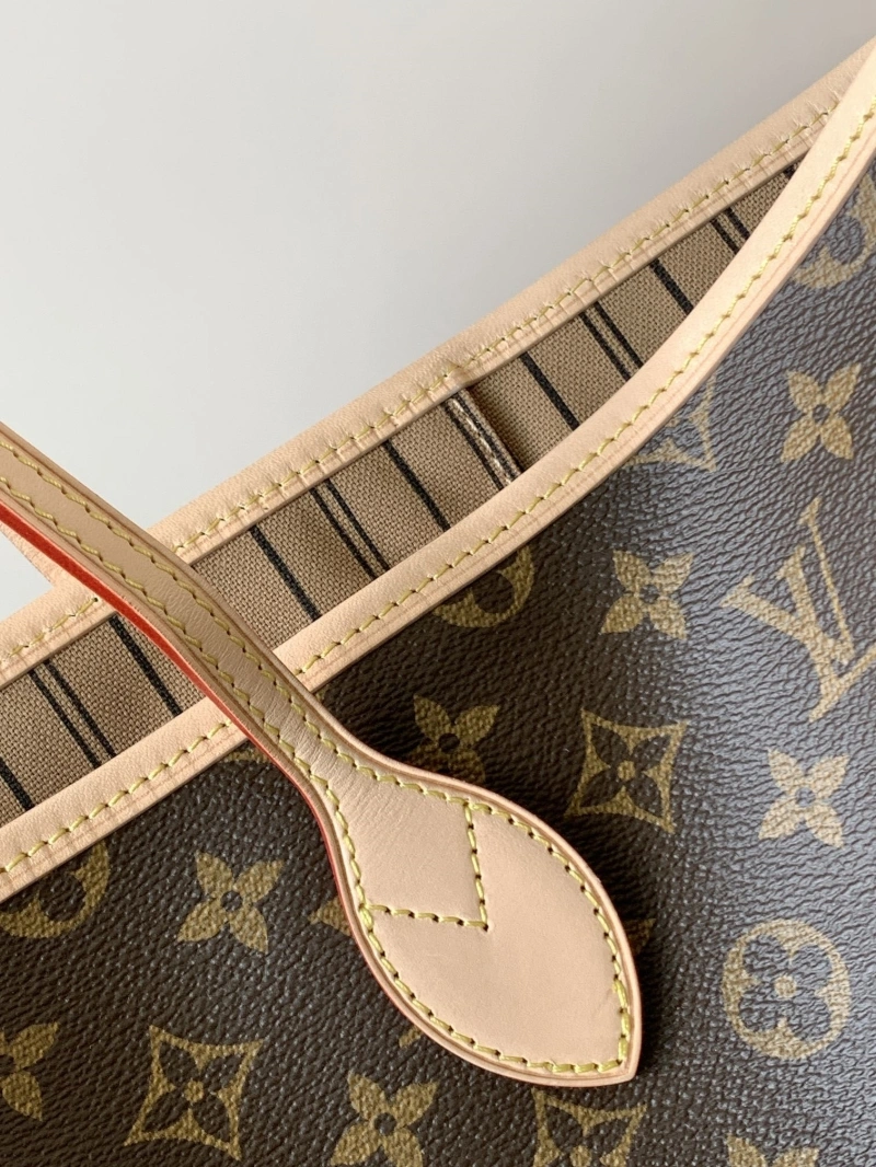 LV Shopping Bags 4233A-0830
