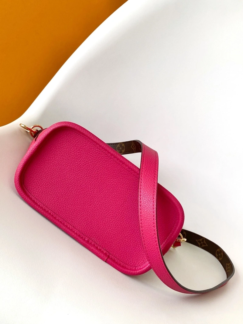 LV Shopping Bags 4233A-0853