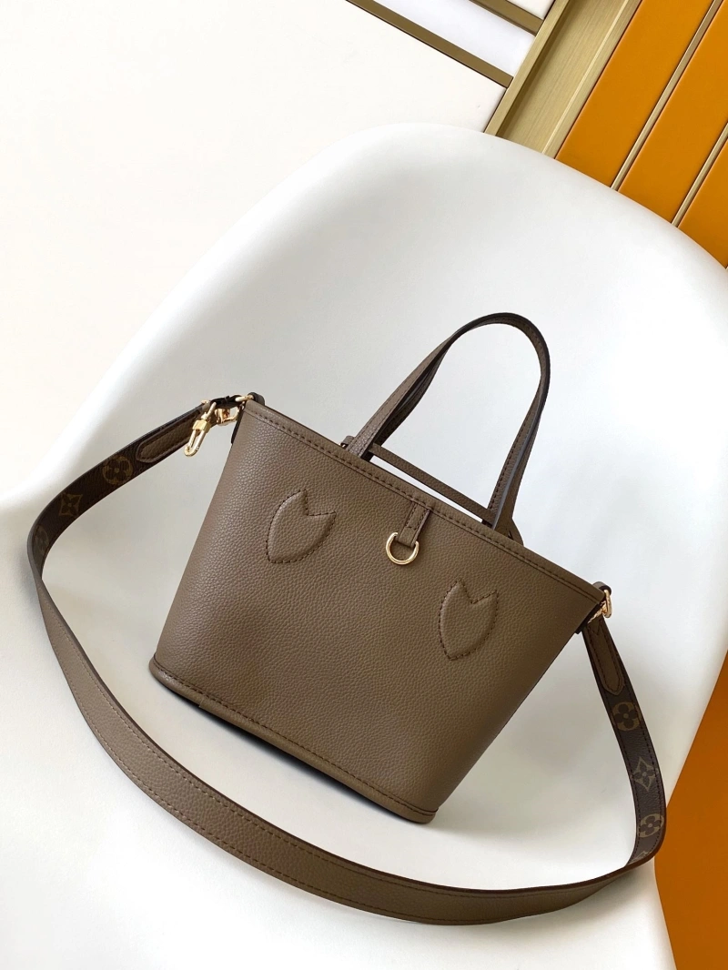 LV Shopping Bags 4233A-0854