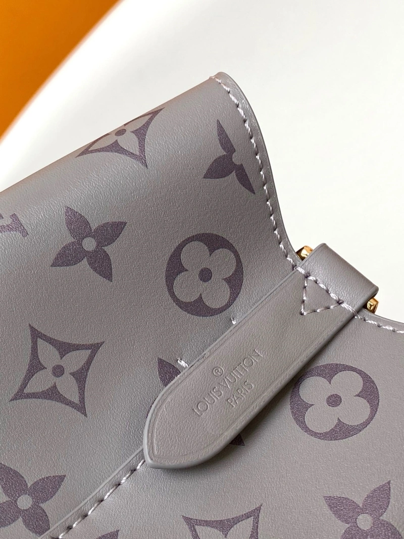 LV Bucket Bags 4233A-1052