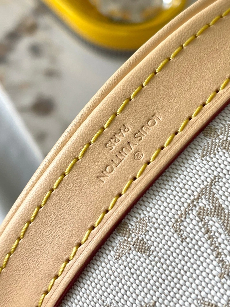 LV Bucket Bags 4233A-1200