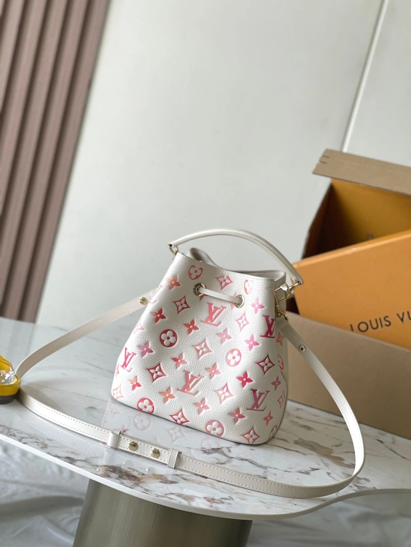 LV Bucket Bags 4233A-1217