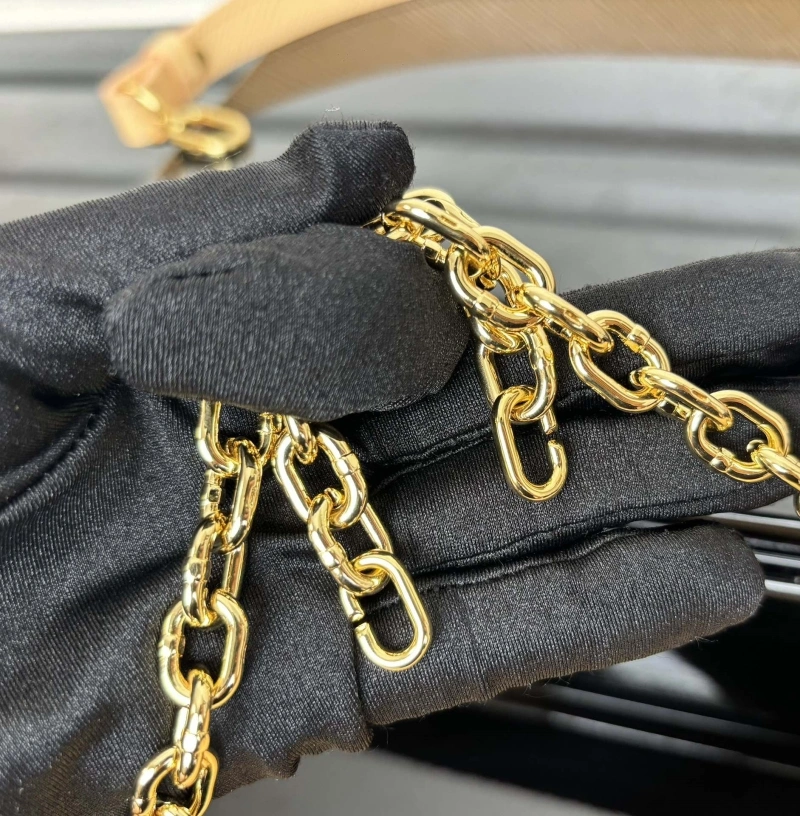 lv twist De*1m bags 4233a-1467