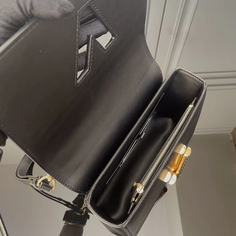 lv twist De*1m bags 4233a-1470