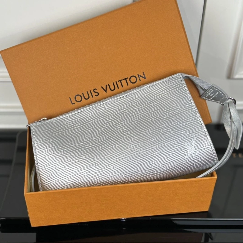 LV Wallets 4233A-1476