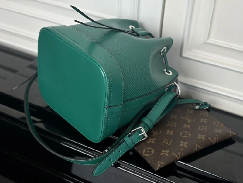 LV Bucket Bags 4233A-1480