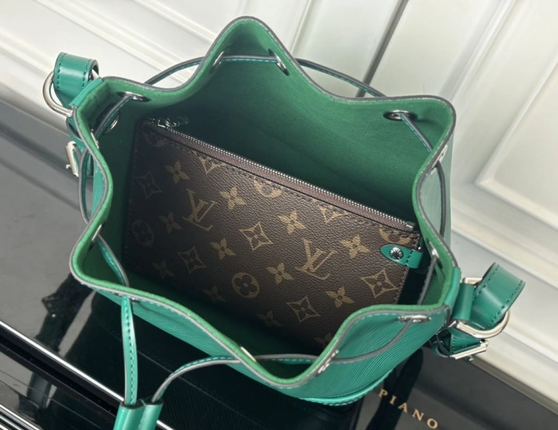 LV Bucket Bags 4233A-1480