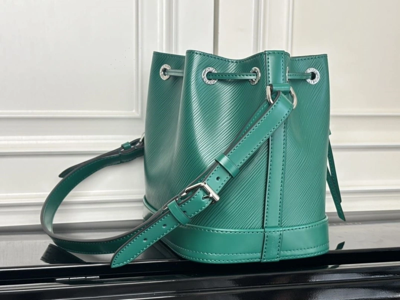 LV Bucket Bags 4233A-1480