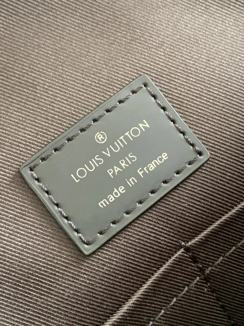 LV Mens Briefcases 4233A-1709