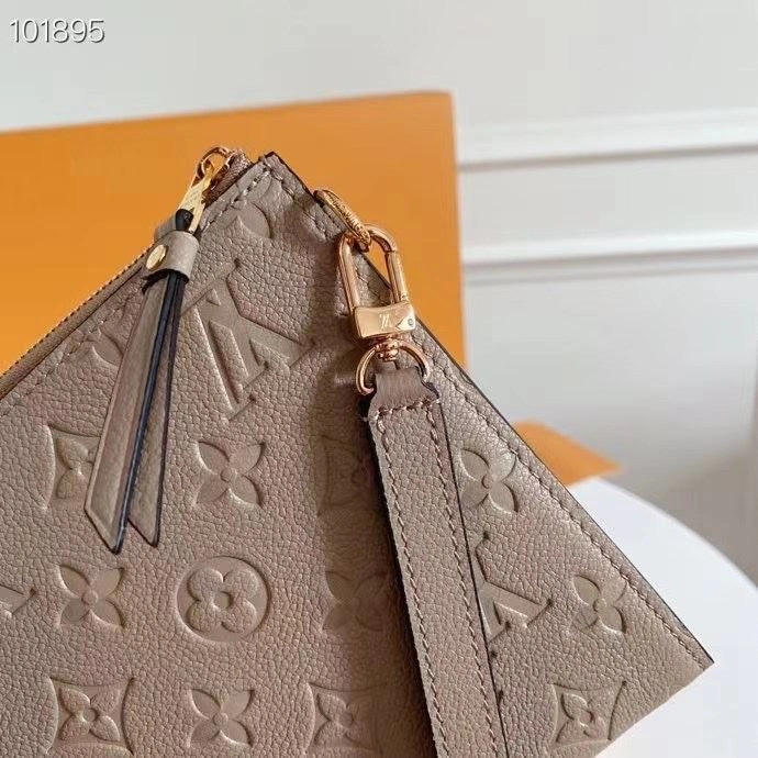 LV Clutch Bags 4233A-1979