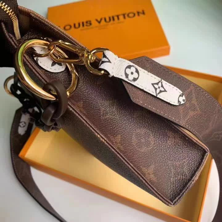 LV Clutch Bags 4233A-1995