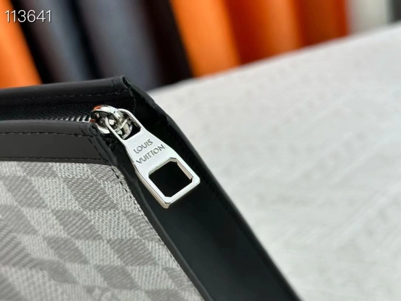 LV Clutch Bags 4233A-2010