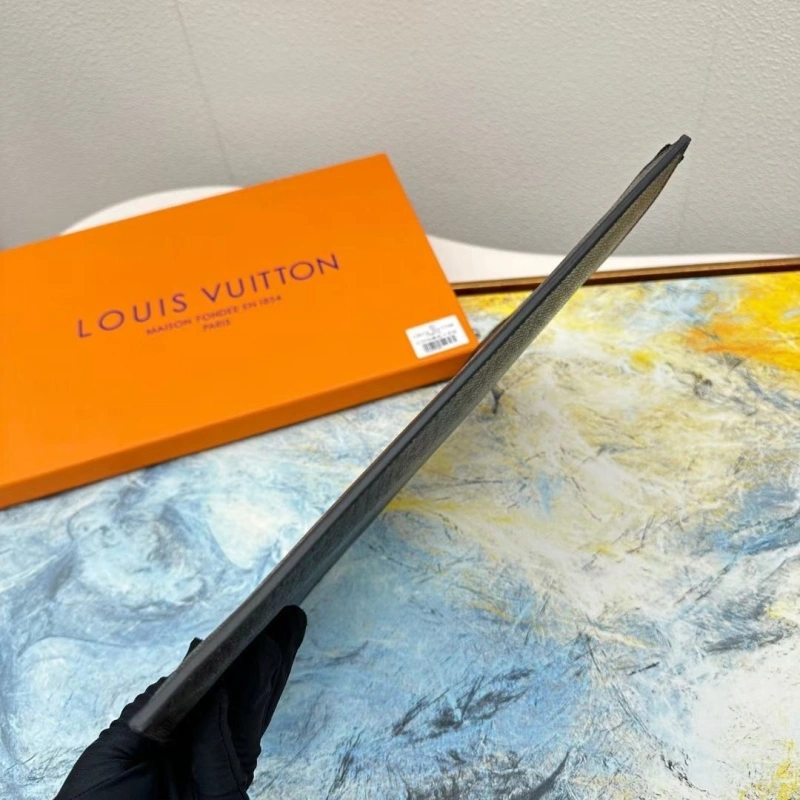 LV Clutch Bags 4233A-2012