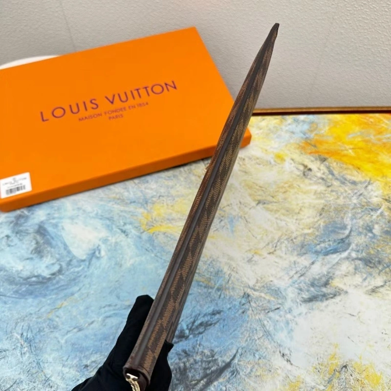 LV Clutch Bags 4233A-2016