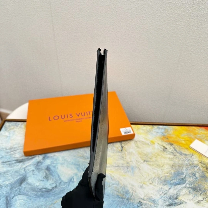 LV Clutch Bags 4233A-2017