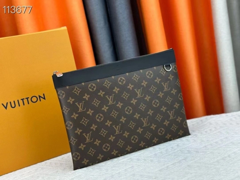 LV Clutch Bags 4233A-2018